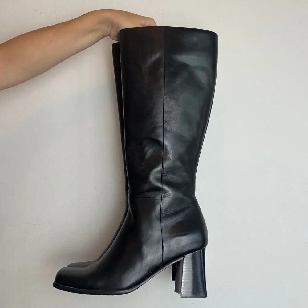Bass Vintage 90s Y2K Black Leather Square Toe and Block Heel Knee High Boots